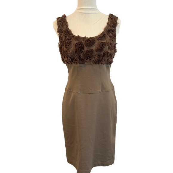 Tempo Paris Brown Taupe Trendy Rose Embellished Bodice Dress M - Picture 1 of 8